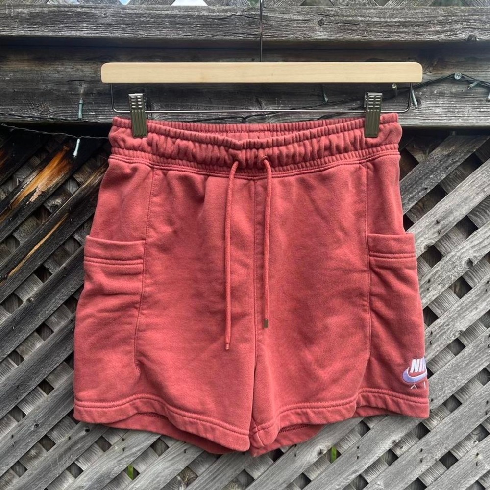 Nike Women's High Waist Shorts - Rust, size Small